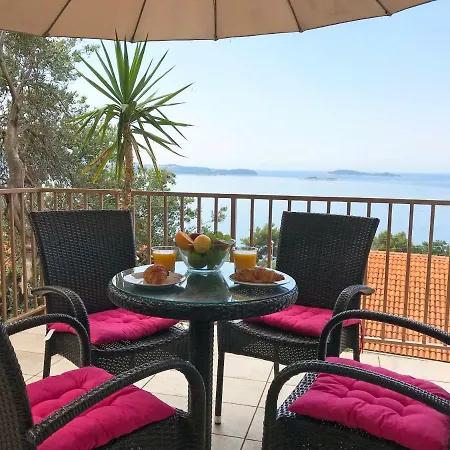 Apartment La Perla Mlini