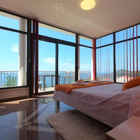 La Perla Apartment *
