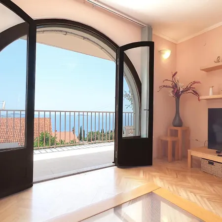 La Perla Apartment